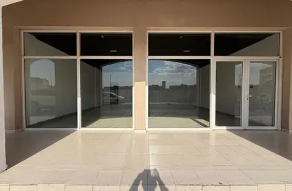 Shop - Studio - 1 Bathroom for sale in Building Q04 - France Cluster - International City - Dubai