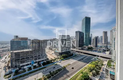 Apartment - Studio - 1 Bathroom for rent in SOL Avenue - Business Bay - Dubai Apartment - Studio - 1 Bathroom for rent in SOL Avenue - Business Bay - Dubai