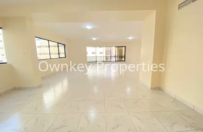Apartment - 4 Bedrooms - 4 Bathrooms for rent in Golden Sands 4 - Mankhool - Bur Dubai - Dubai Apartment - 4 Bedrooms - 4 Bathrooms for rent in Golden Sands 4 - Mankhool - Bur Dubai - Dubai