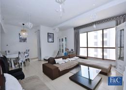 صورةغرفة المعيشة / غرفة الطعام لـ: شقة - 2 غرف نوم - 3 حمامات للكراء في رمال 1 - رمال - مساكن شاطئ الجميرا - دبي, صورة 1