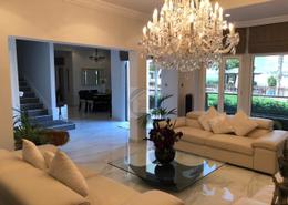 Fully Upgraded | Close to Pointe | Ready to Movein