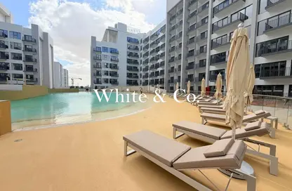 شقة - 2 غرف نوم - 3 حمامات للبيع في عزيزي ميراج - ستوديو سيتي - دبي