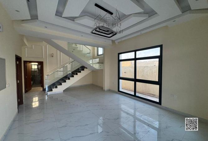 15585301 - Property Image 2