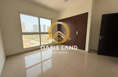 Apartment - 2 Bedrooms - 3 Bathrooms for rent in Royal JVC Building - Jumeirah Village Circle - Dubai