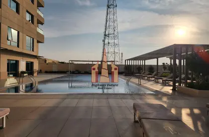 شقة - 2 غرف نوم - 4 حمامات للايجار في الرزيدنس - منطقة الخالدية - الشارقة