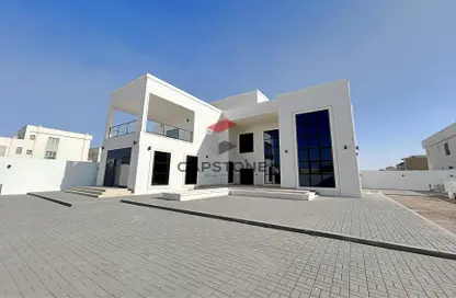 Villa - 5 Bedrooms - 6 Bathrooms for rent in Zakher - Al Ain