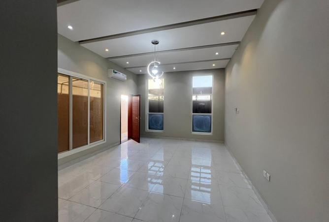 16037754 - Property Main Image