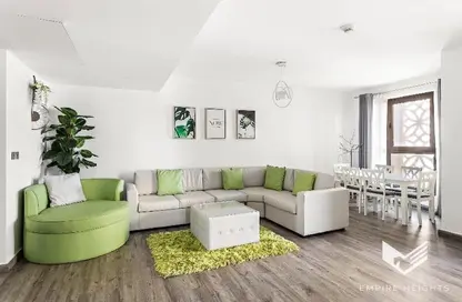 شقة - 3 غرف نوم - 4 حمامات للايجار في مرجان 5 - مرجان - جميرا بيتش ريزيدنس - دبي