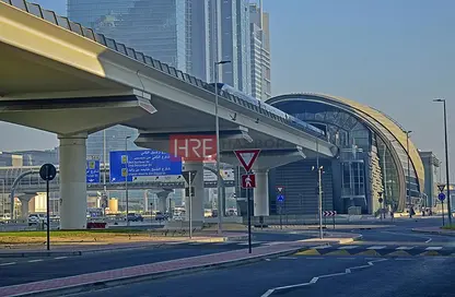 مكتب - استوديو للايجار في برج بلازا - شارع الشيخ زايد - دبي