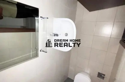 Apartment - 2 Bedrooms - 3 Bathrooms for rent in Al Taawun - Sharjah