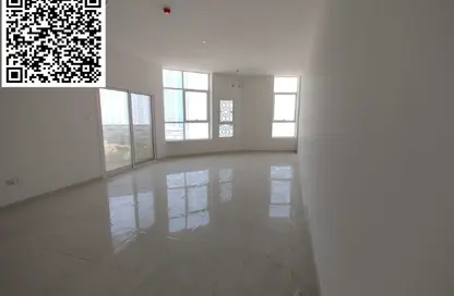 شقة - 2 غرف نوم - 3 حمامات للايجار في مساكن كورنيش عجمان - طريق كورنيش عجمان - عجمان