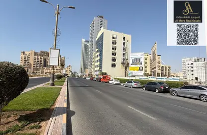 شقة - 2 غرف نوم - 3 حمامات للايجار في مساكن كورنيش عجمان - طريق كورنيش عجمان - عجمان