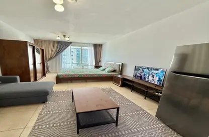 Apartment - Studio - 1 Bathroom for rent in Beach Tower 1 - Al Khan Lagoon - Al Khan - Sharjah