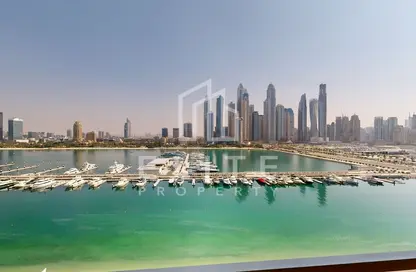 Apartment - 3 Bedrooms - 3 Bathrooms for sale in Marina Vista - EMAAR Beachfront - Dubai Harbour - Dubai