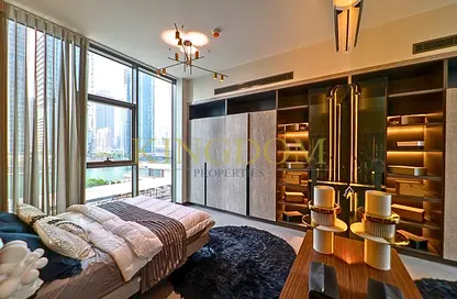 Room / Bedroom image for: Apartment - 3 Bedrooms - 5 Bathrooms for sale in MBL Royal - Jumeirah Lake Towers - Dubai, Image 1