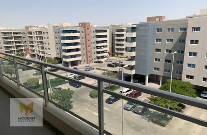 Apartment - 2 Bedrooms - 3 Bathrooms for rent in Tower 39 - Al Reef Downtown - Al Reef - Abu Dhabi