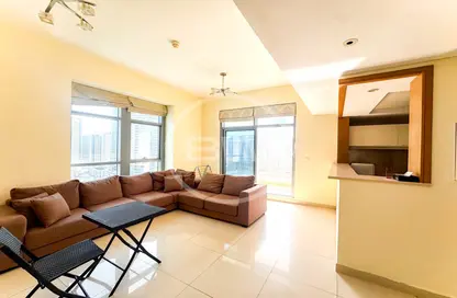 Apartment - 3 Bedrooms - 3 Bathrooms for rent in Claren Tower 1 - Claren Towers - Downtown Dubai - Dubai