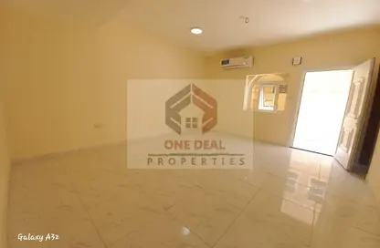 Apartment - Studio - 1 Bathroom for rent in Al Khabisi - Al Ain