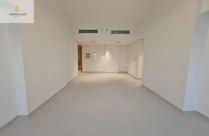 شقة - 3 غرف نوم - 4 حمامات للايجار في اوك هاوس أرجان - ارجان - دبي