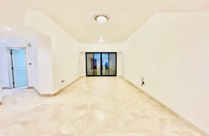 Apartment - 2 Bedrooms - 3 Bathrooms for rent in Sheikh Zayed Road - Dubai