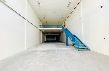 Warehouse - Studio - 2 Bathrooms for rent in Al Quoz 3 - Al Quoz - Dubai