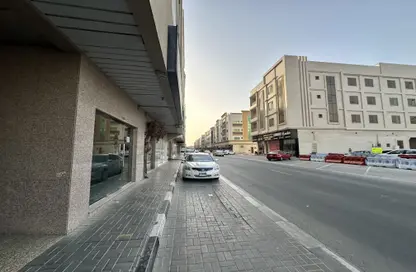 Shop - Studio - 1 Bathroom for rent in Muwaileh 29 Building - Muwaileh - Sharjah