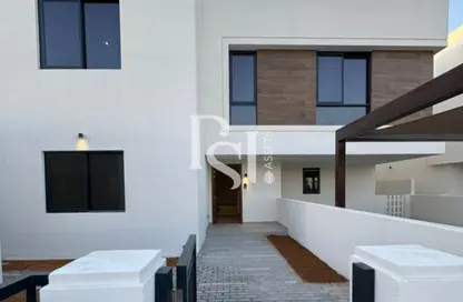 فيلا - 5 غرف نوم - 6 حمامات للايجار في نويا لوما - نويا - جزيرة الياس - أبوظبي فيلا - 5 غرف نوم - 6 حمامات للايجار في نويا لوما - نويا - جزيرة الياس - أبوظبي