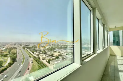Apartment - 4 Bedrooms - 4 Bathrooms for rent in Al Hana Tower - Al Khalidiya - Abu Dhabi