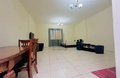 Apartment - Studio - 1 Bathroom for rent in T04 - Spain Cluster - International City - Dubai