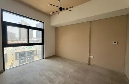 Apartment - 1 Bedroom - 2 Bathrooms for rent in La Perla Blanca - Jumeirah Village Circle - Dubai