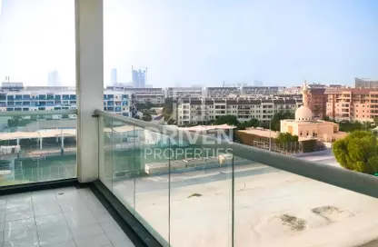 Apartment - 3 Bedrooms - 2 Bathrooms for sale in Glitz 3 - Glitz - Dubai Studio City - Dubai