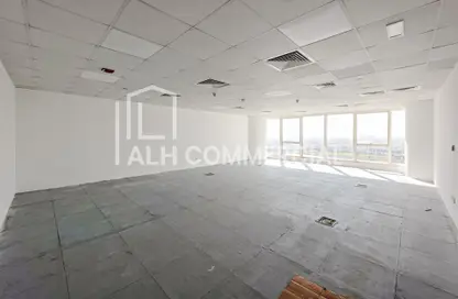 مكتب - استوديو للايجار في أبراج تشرشل - الخليج التجاري - دبي