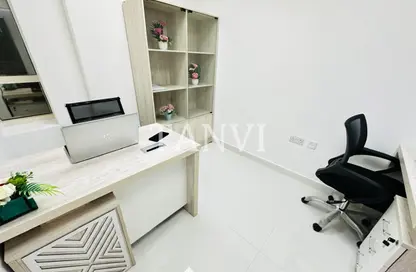 Office Space - Studio - 1 Bathroom for rent in Silver Home Building - Hor Al Anz - Deira - Dubai