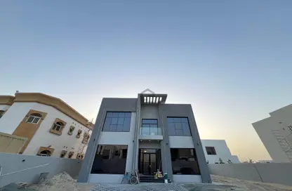Villa - 4 Bedrooms - 5 Bathrooms for rent in Al Barsha 2 Villas - Al Barsha 2 - Al Barsha - Dubai