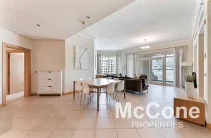 Apartment - 3 Bedrooms - 4 Bathrooms for rent in Al Das - Shoreline Apartments - Palm Jumeirah - Dubai
