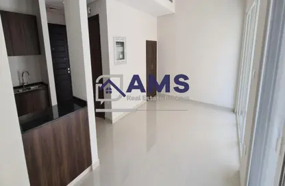 Townhouse - 3 Bedrooms - 3 Bathrooms for rent in Victoria - Damac Hills 2 - Dubai