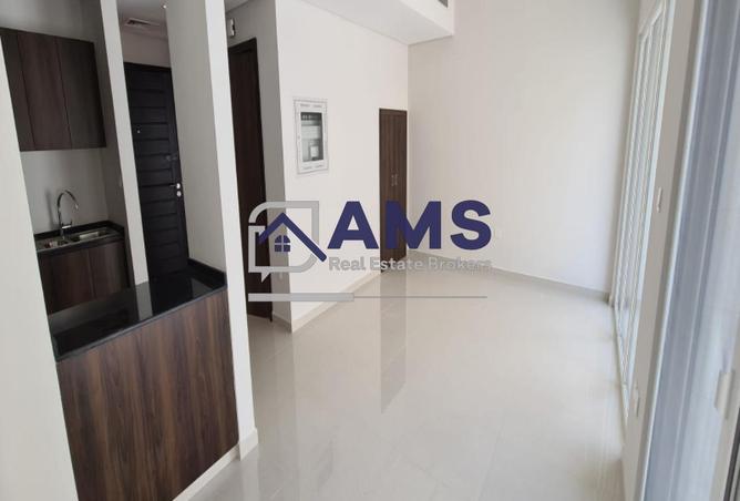 15221008 - Property Main Image