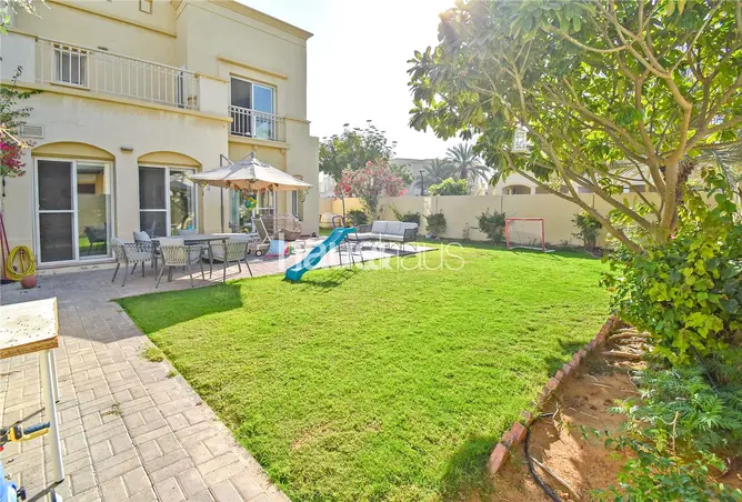 Villa - 3 Bedrooms - 4 Bathrooms for sale in Springs 5 - The Springs - Dubai