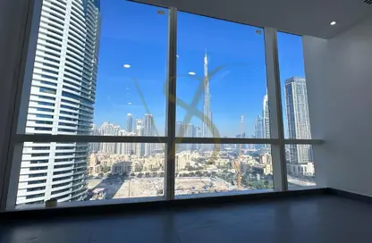 Empty Room image for: Office Space - Studio - 1 Bathroom for sale in Tamani Art Tower - Business Bay - Dubai, Image 1