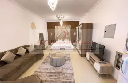 Apartment - Studio - 1 Bathroom for rent in Capital Tower - Al Wahda - Sharjah