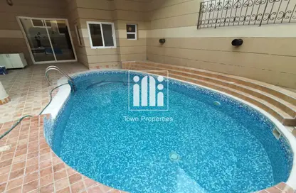 Villa - 6 Bedrooms - 7+ Bathrooms for rent in Al Nahyan - Abu Dhabi