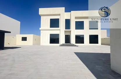 Villa - 5 Bedrooms - 7 Bathrooms for rent in Wadi Alshabak - Dubai