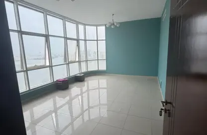 شقة - 2 غرف نوم - 2 حمامات للايجار في المجاز 2 - المجاز - الشارقة