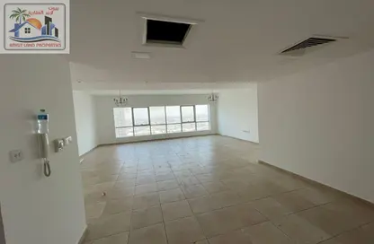 Apartment - 3 Bedrooms - 4 Bathrooms for rent in Al Majaz 3 - Al Majaz - Sharjah