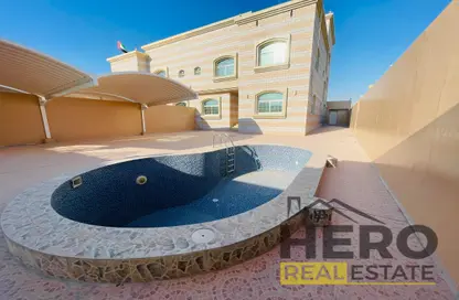 Villa - 5 Bedrooms - 6 Bathrooms for rent in Khalifa City A - Khalifa City - Abu Dhabi