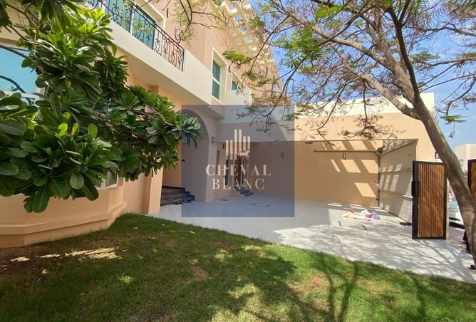 15207058 - Property Image 2