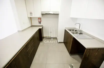 Apartment - 2 Bedrooms - 2 Bathrooms for sale in The Wave - Najmat Abu Dhabi - Al Reem Island - Abu Dhabi