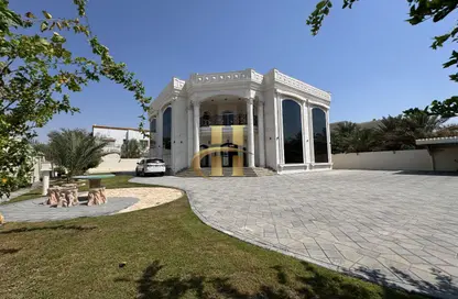 Villa - 5 Bedrooms - 7+ Bathrooms for rent in Al Barsha 3 - Al Barsha - Dubai