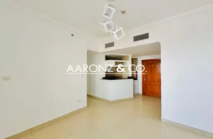Apartment - 1 Bedroom - 1 Bathroom for sale in Manchester Tower - Dubai Marina - Dubai