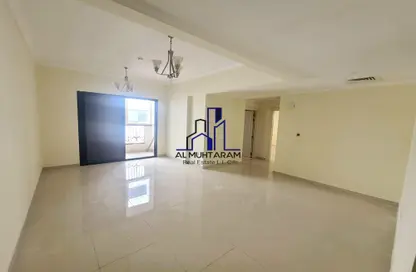 Apartment - 2 Bedrooms - 2 Bathrooms for rent in Al Hoor Building - Muwaileh Commercial - Sharjah
